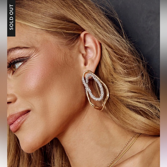 NEW VICI CHARMED DREAM EMBELLISHED TEARDROP EARRINGS - Picture 2 of 6